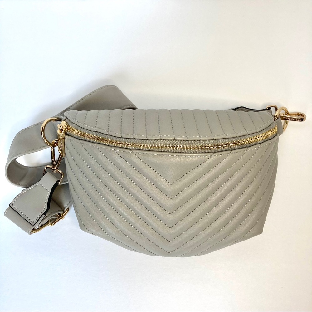Women’s Steve Madden belt bag